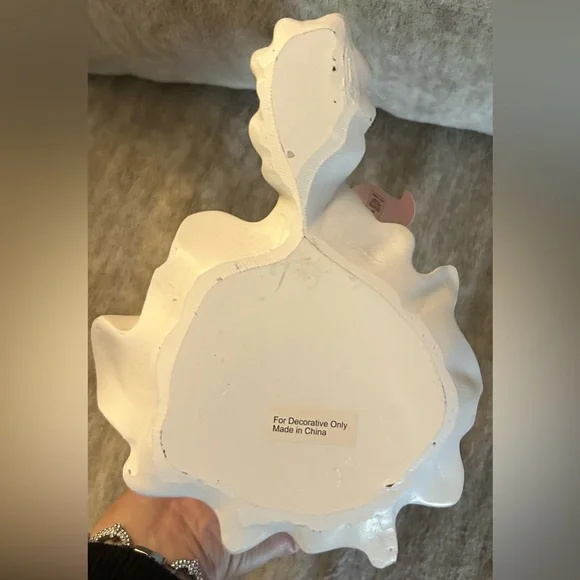 GOBLIN & GHOUL Ghost Girl W Flower Crown Walking Dog Figurine Tabletop Decor NWT - Picture 3 of 5